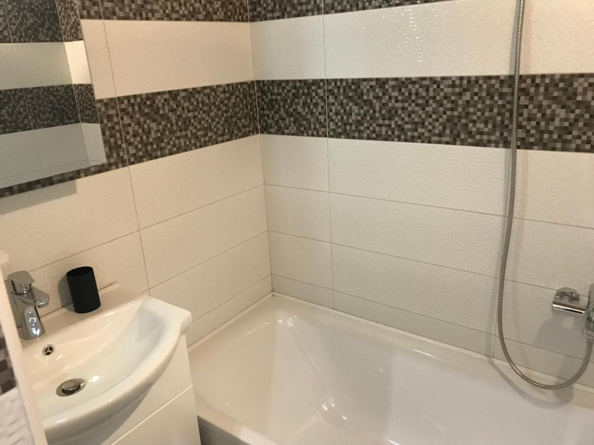 Mora Apartman 2 คิชคุนฟีเลกฮาซา ภายนอก รูปภาพ