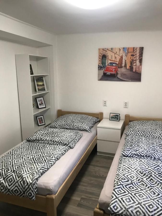 Mora Apartman 2 คิชคุนฟีเลกฮาซา ภายนอก รูปภาพ