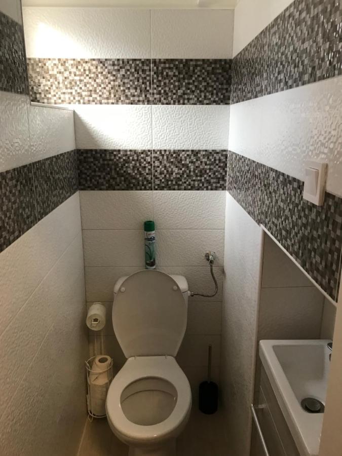 Mora Apartman 2 คิชคุนฟีเลกฮาซา ภายนอก รูปภาพ